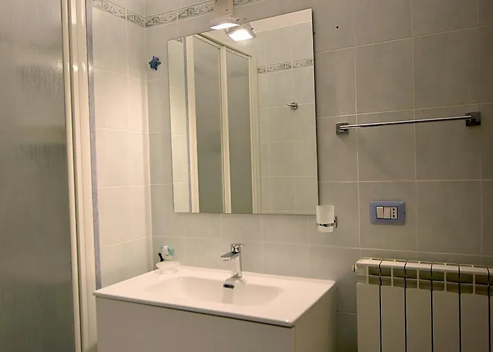 Casa Mare Pici - Garage - Spiagge A 200mt * Imperia